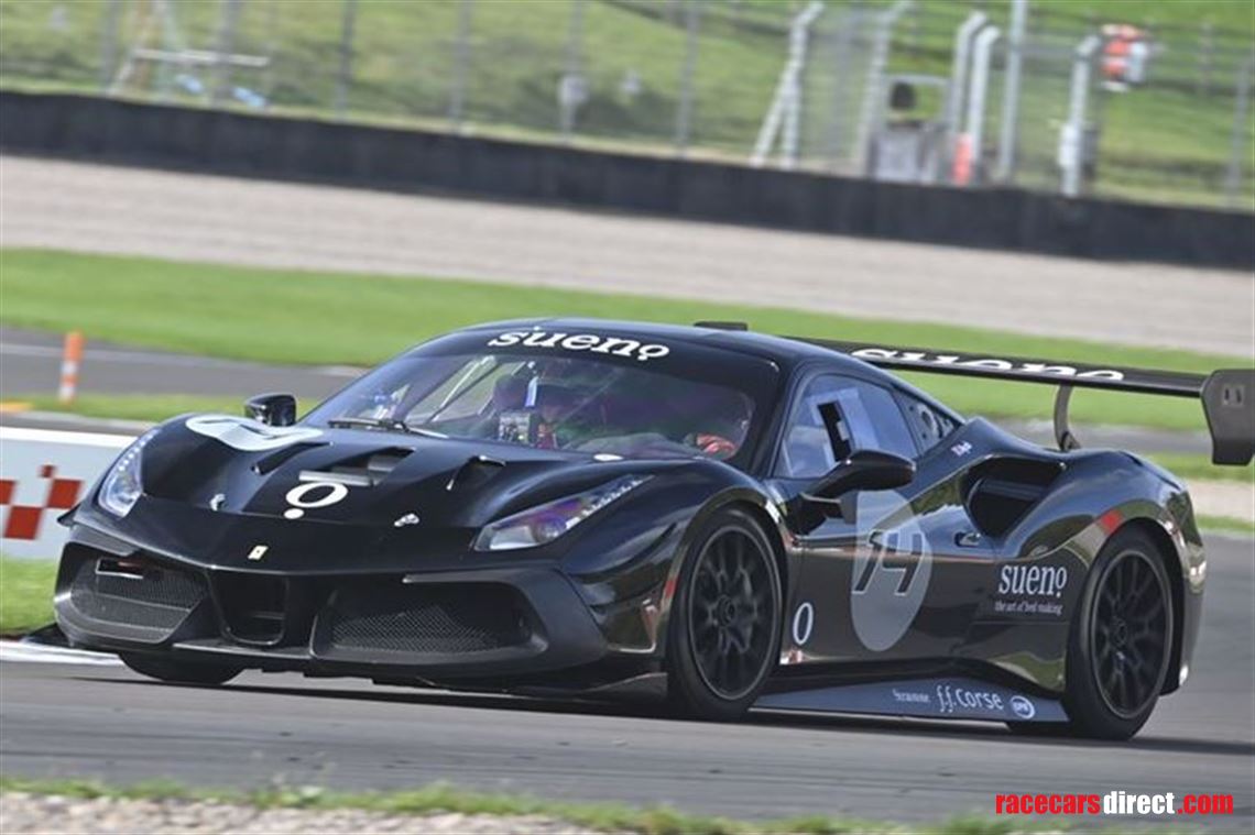 2019-ferrari-488-challenge-evo