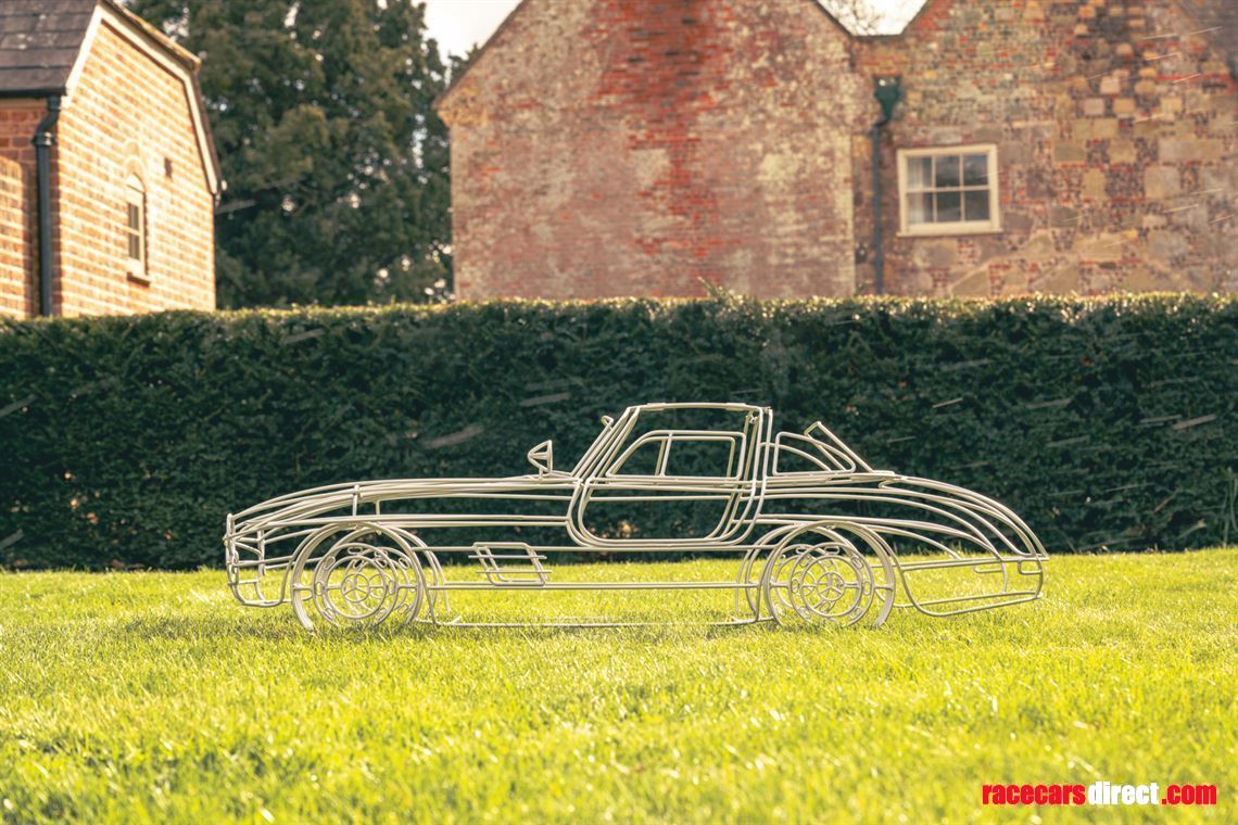 mercedes-benz-300sl-gullwing-wire-sculpture