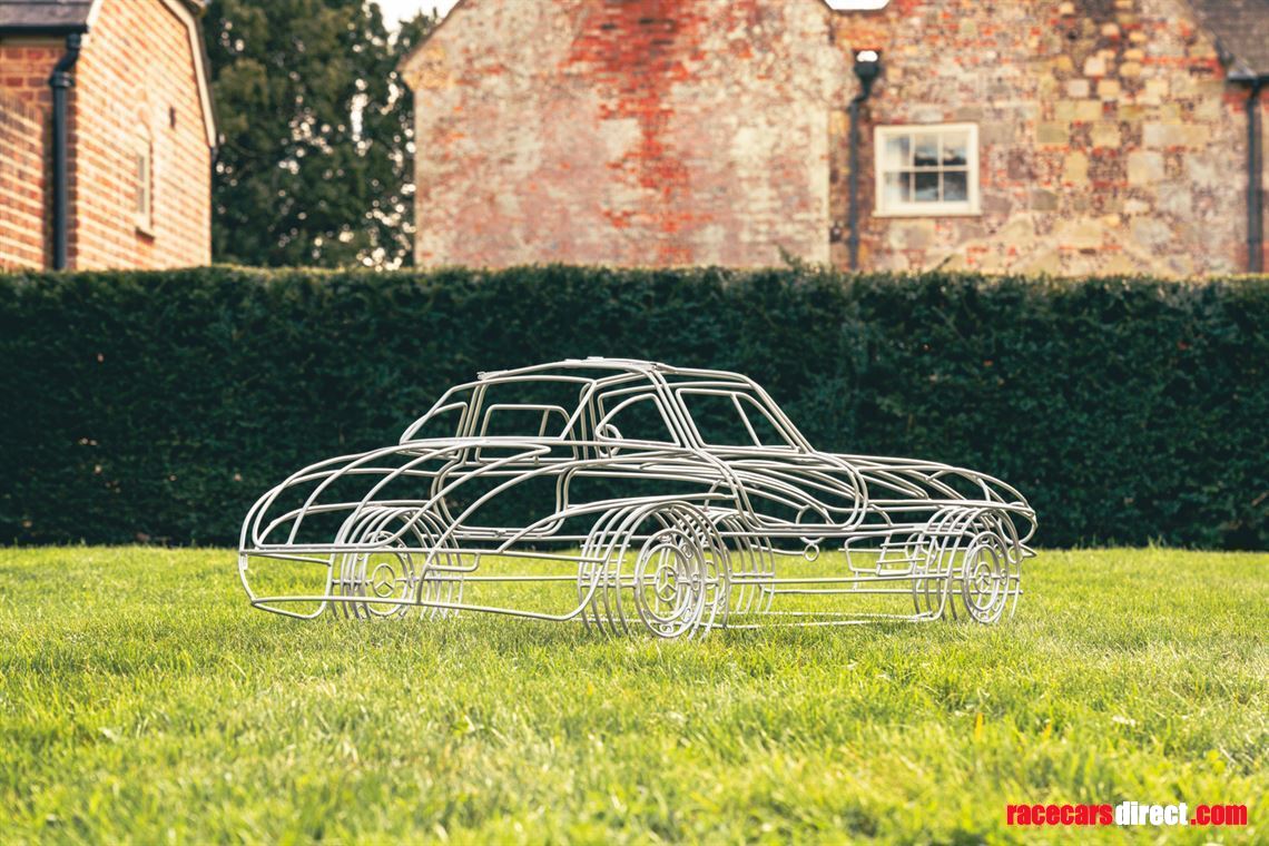 mercedes-benz-300sl-gullwing-wire-sculpture