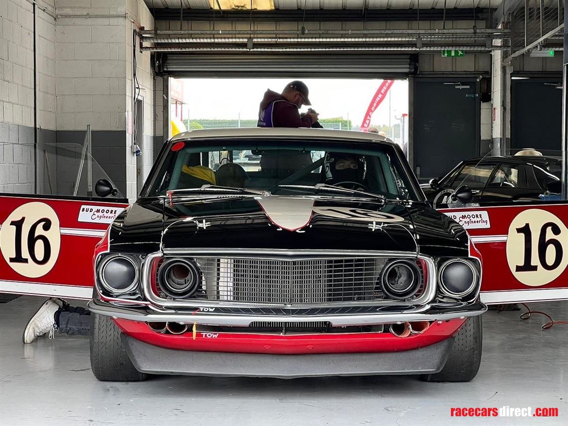 ford-mustang-boss-302-fia-specification
