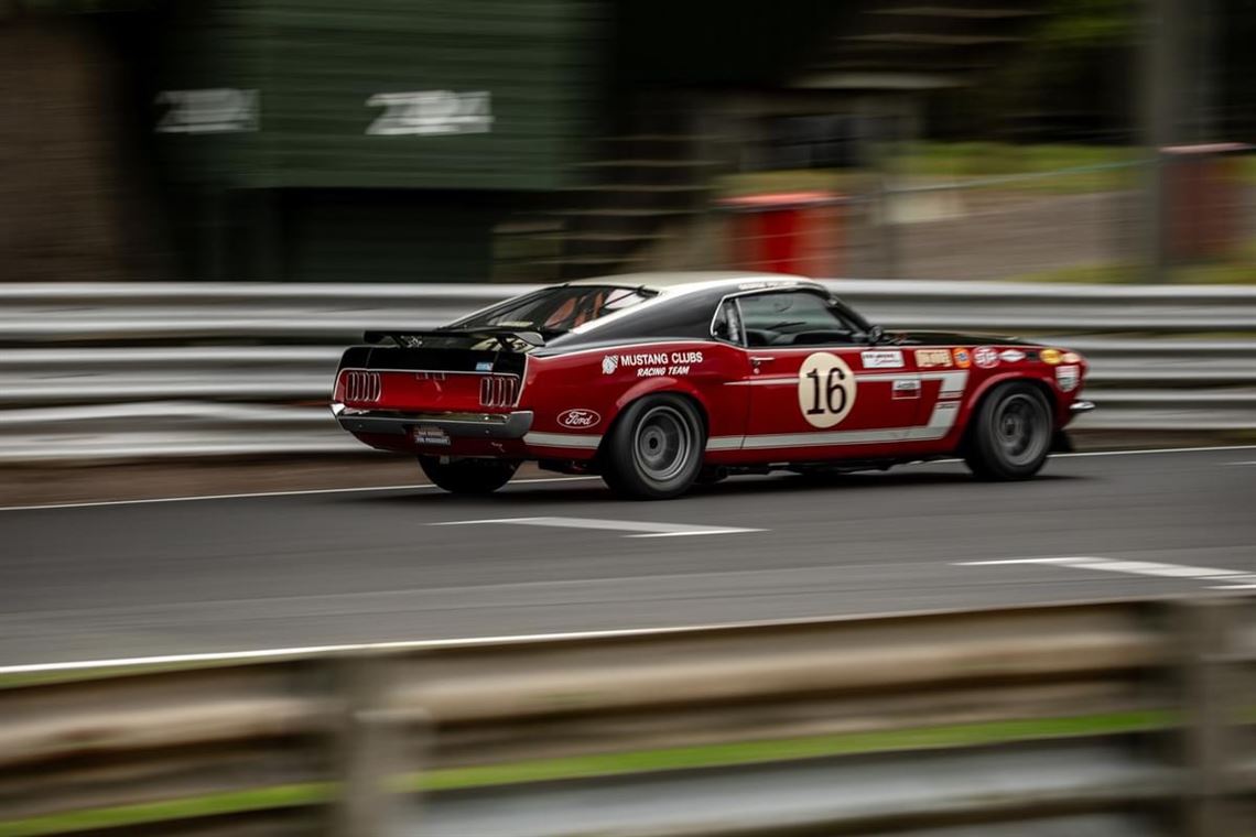ford-mustang-boss-302-fia-specification