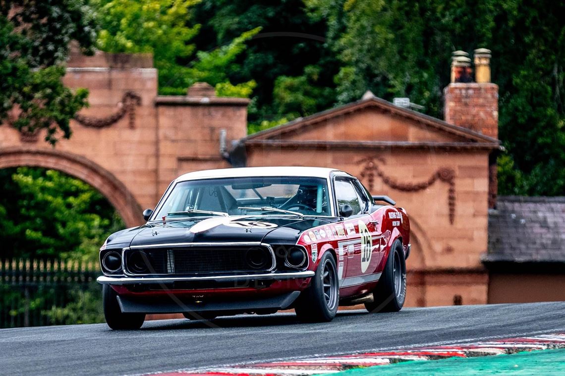 ford-mustang-boss-302-fia-specification