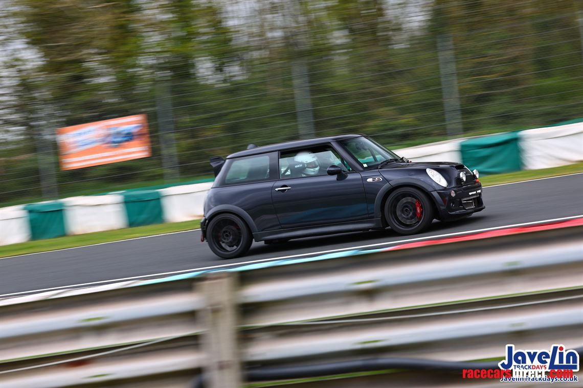 deposit-taken---mini-r53-racetrack-car