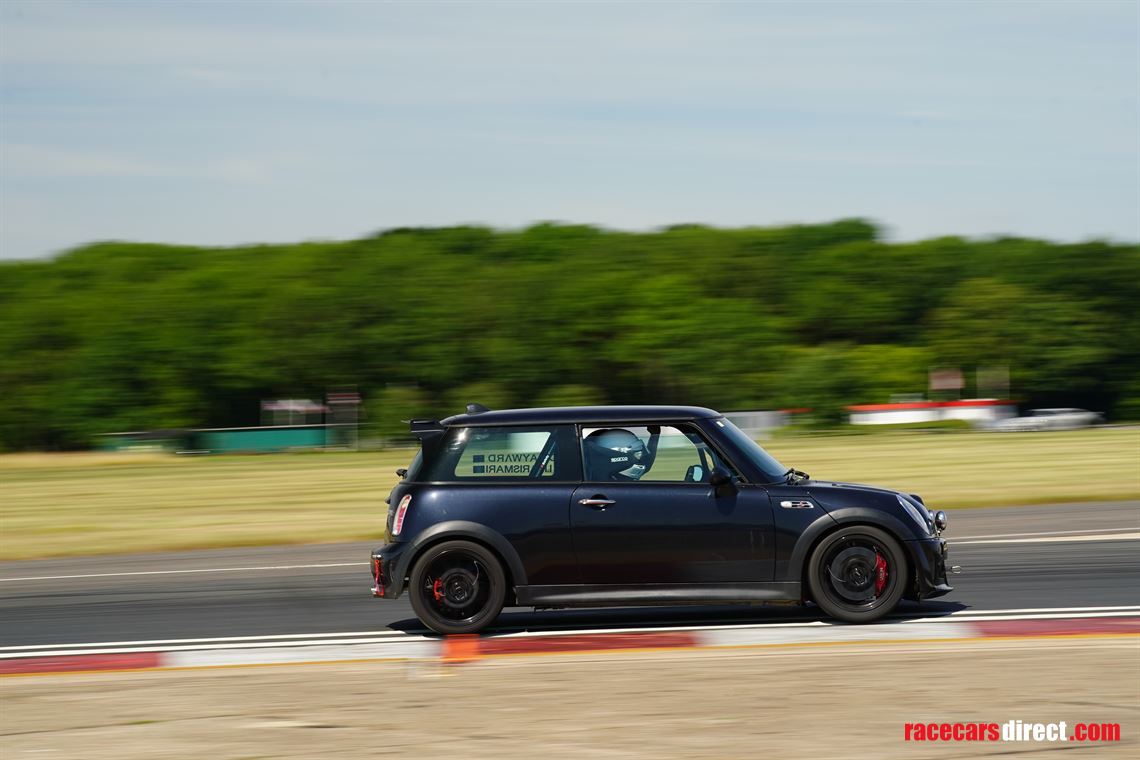 deposit-taken---mini-r53-racetrack-car
