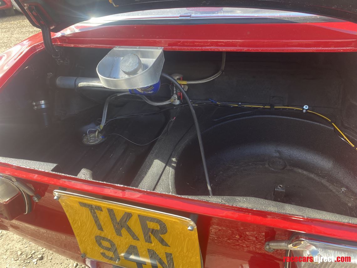 alfa-romeo-2000-gtv-1974