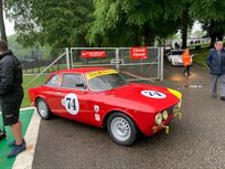 alfa-romeo-2000-gtv-1974