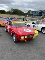 alfa-romeo-2000-gtv-1974