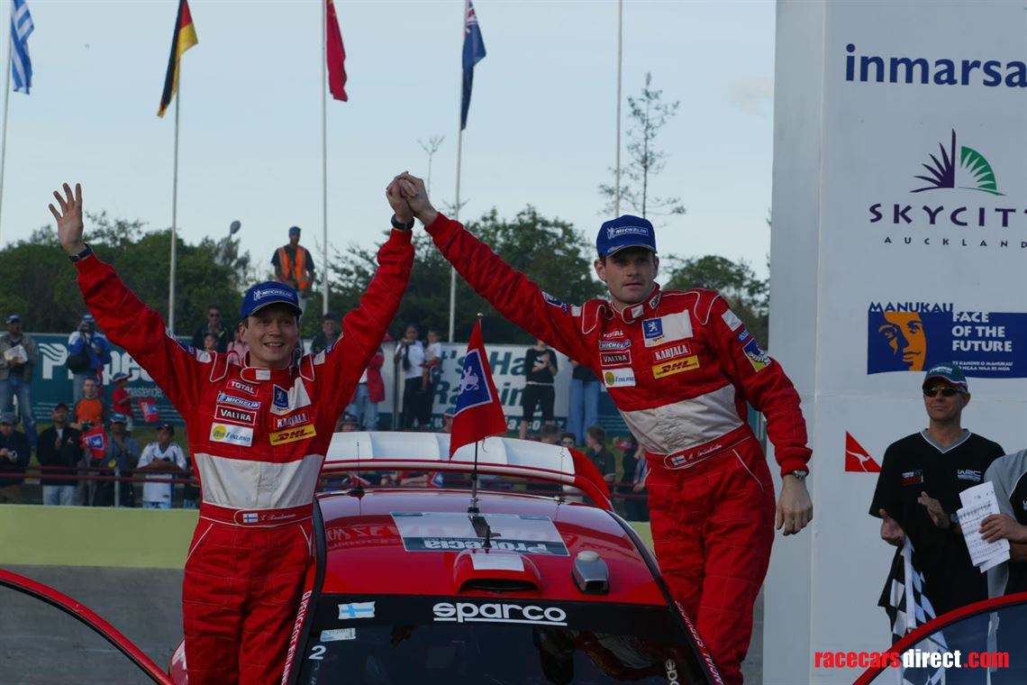 2001-peugeot-206-wrc-evo-2