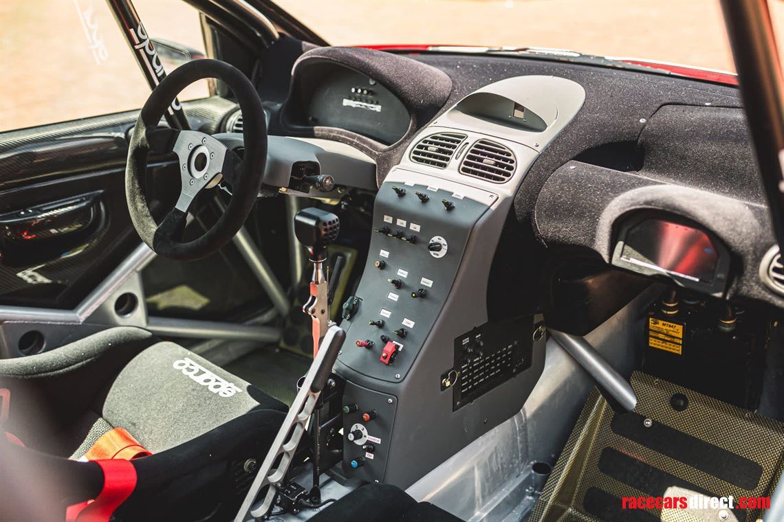 2001-peugeot-206-wrc-evo-2