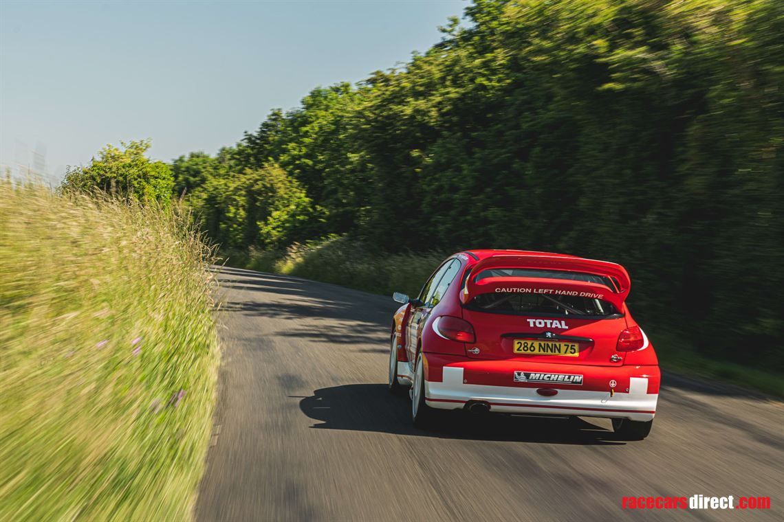 2001-peugeot-206-wrc-evo-2