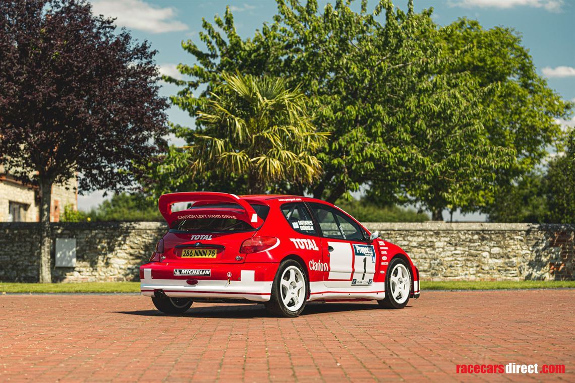2001-peugeot-206-wrc-evo-2