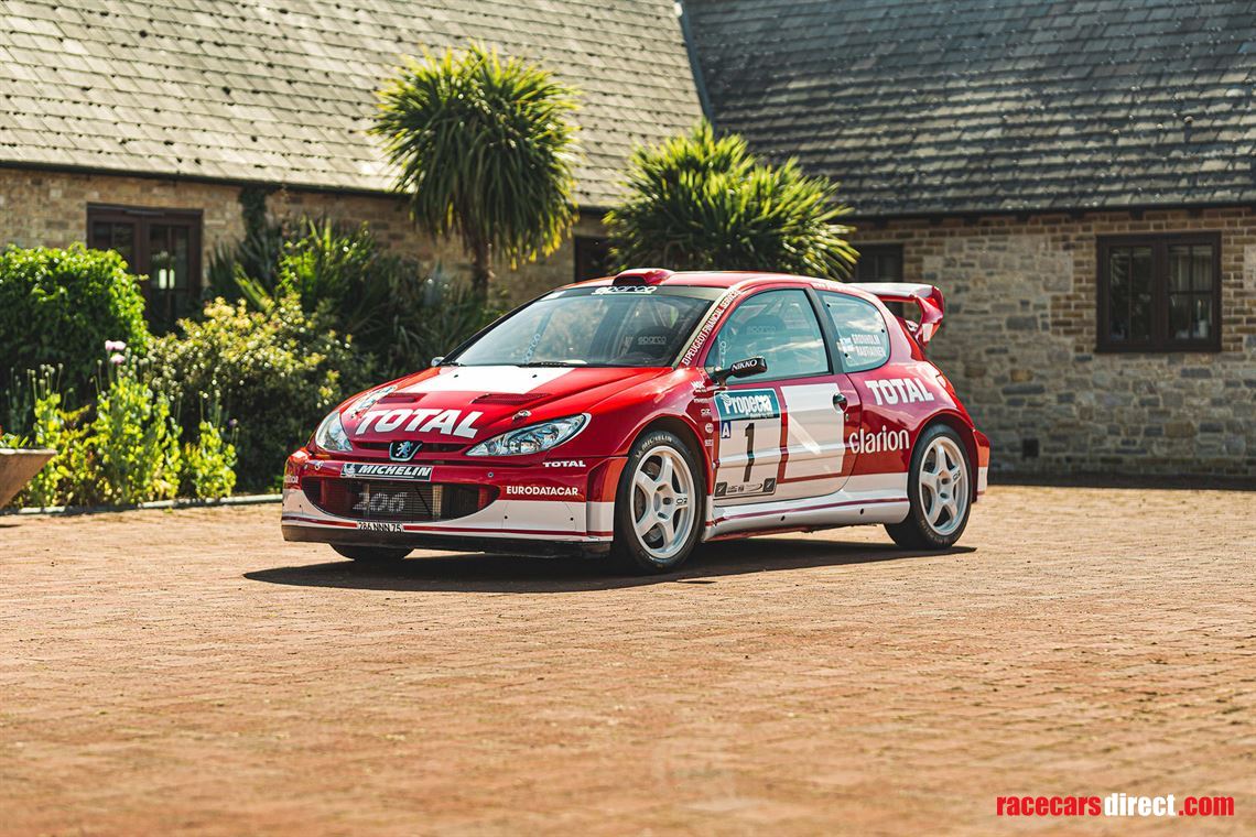 2001-peugeot-206-wrc-evo-2