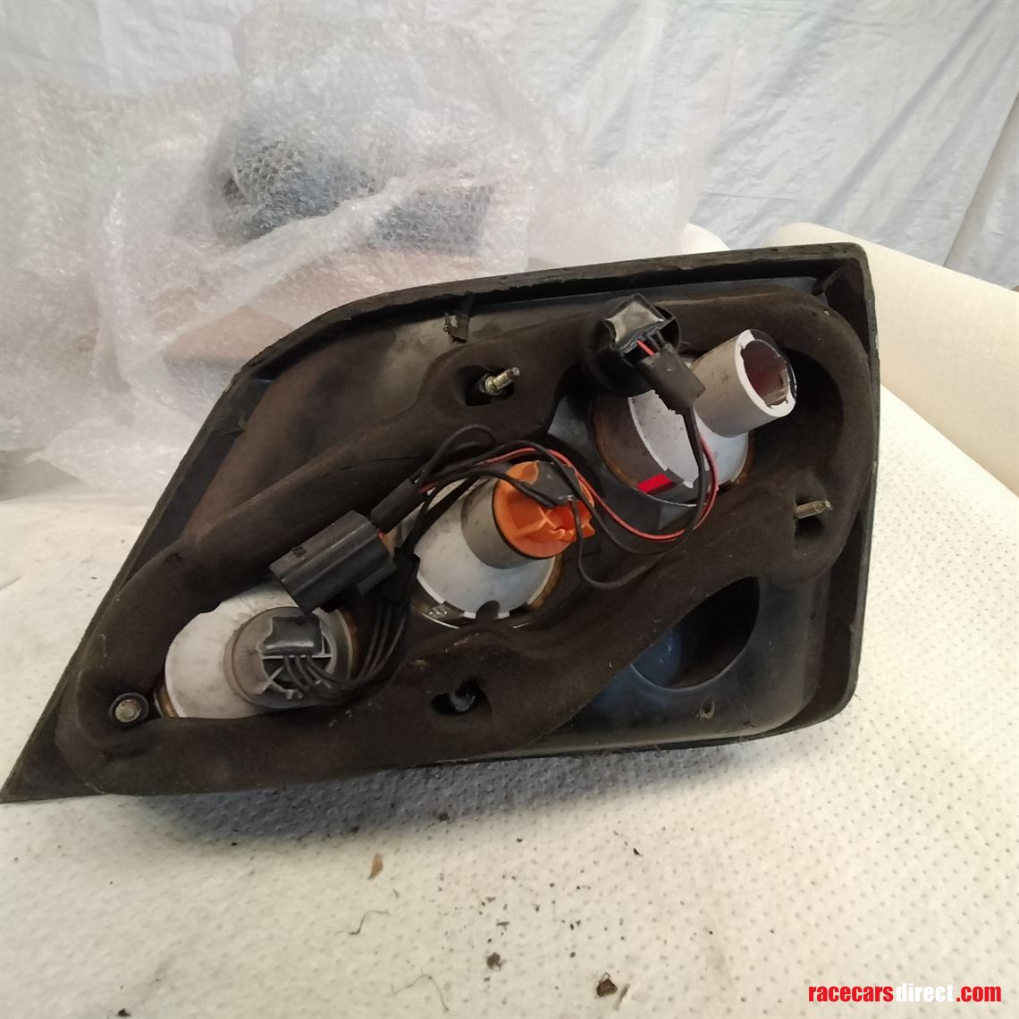 vauxhall-vx220-rear-light