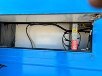 racetrailer-3-carsliving-incl-mb-actros-1842