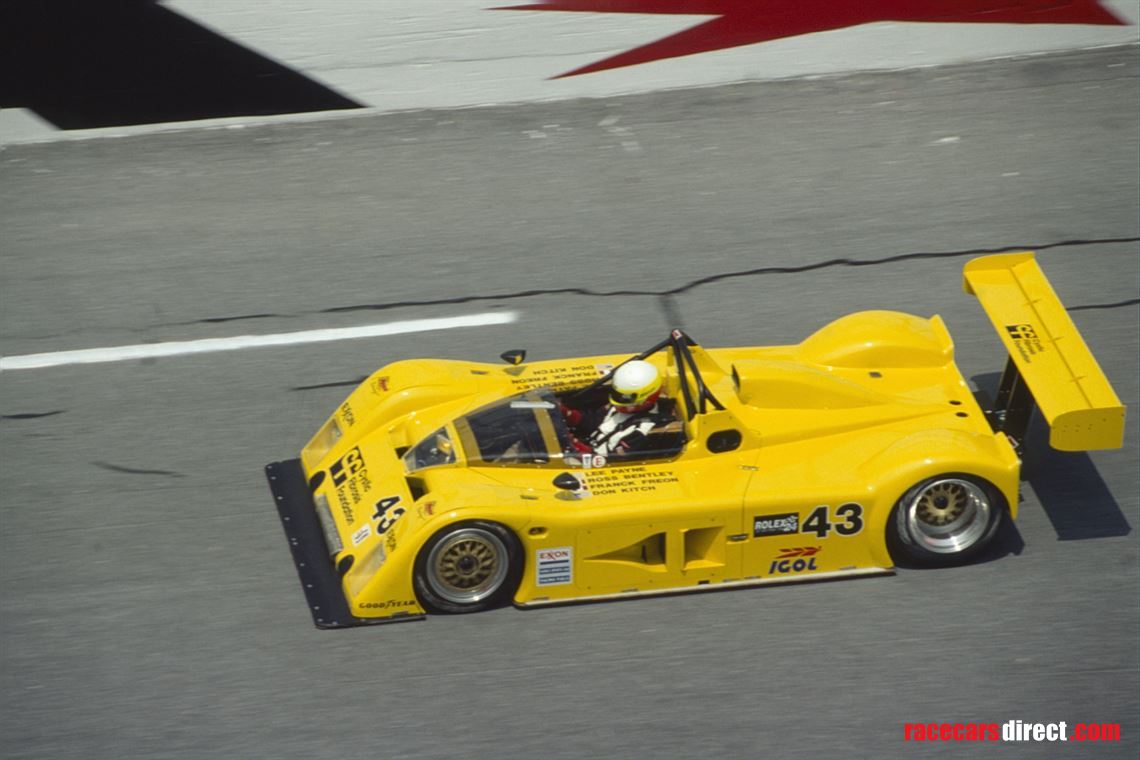 1995-riley-scott-mkiii-95-003