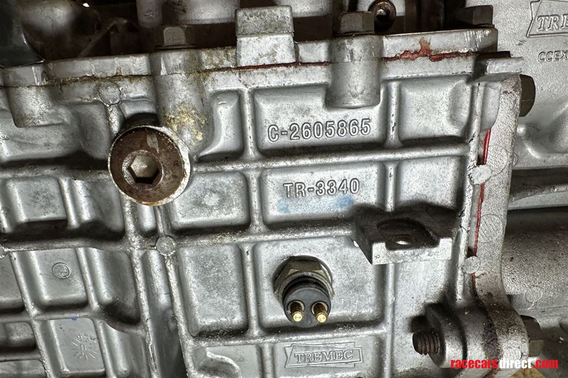 tremec-5-speed-transmision