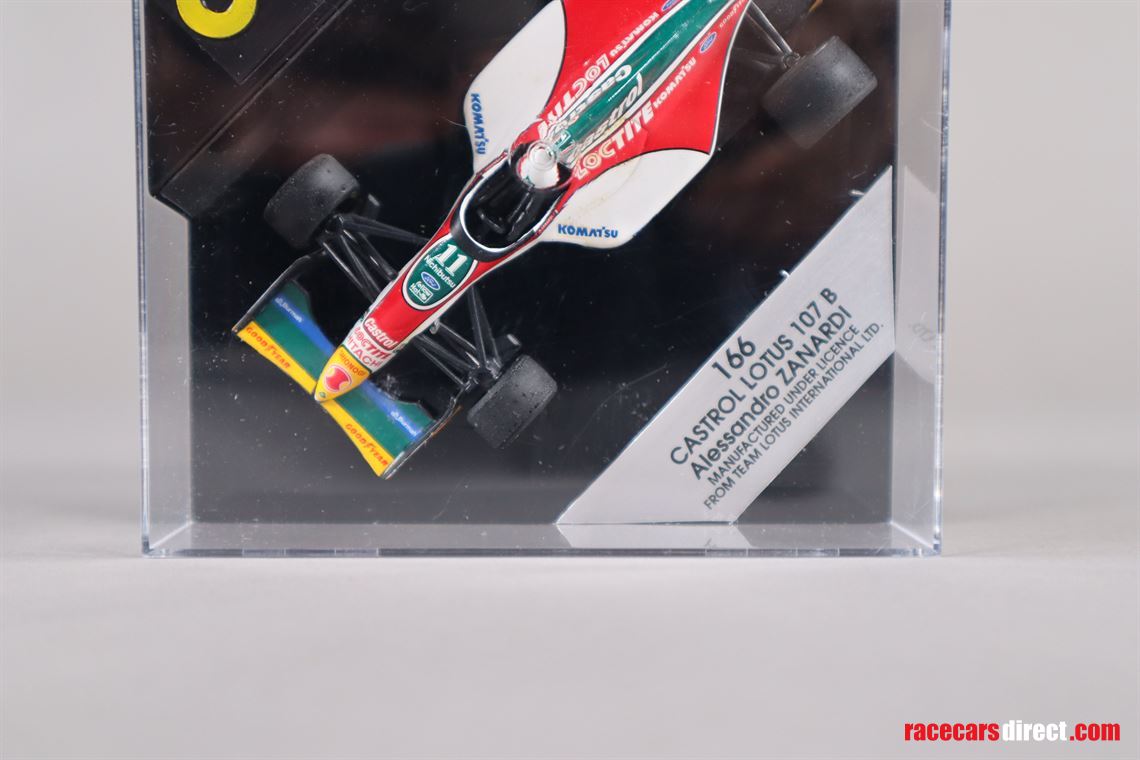 castrol-lotus-107b-formula-1-models-scale-143