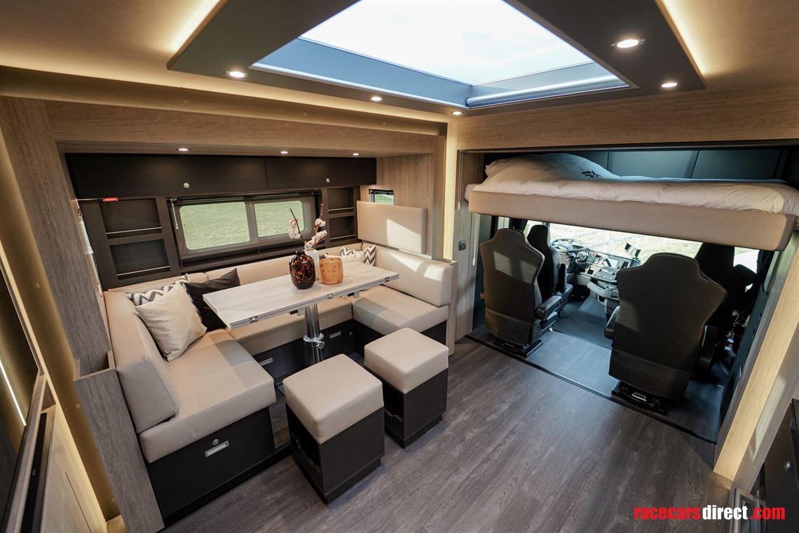 stx-racing-transporter-wlarge-living---new-pr