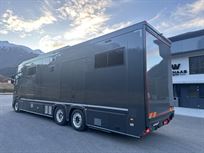 stx-racing-transporter-wlarge-living---new-pr