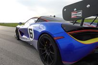 mclaren-720s-and-ducati-1199-panigale-pit-bik