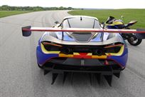 mclaren-720s-and-ducati-1199-panigale-pit-bik