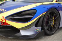 mclaren-720s-and-ducati-1199-panigale-pit-bik