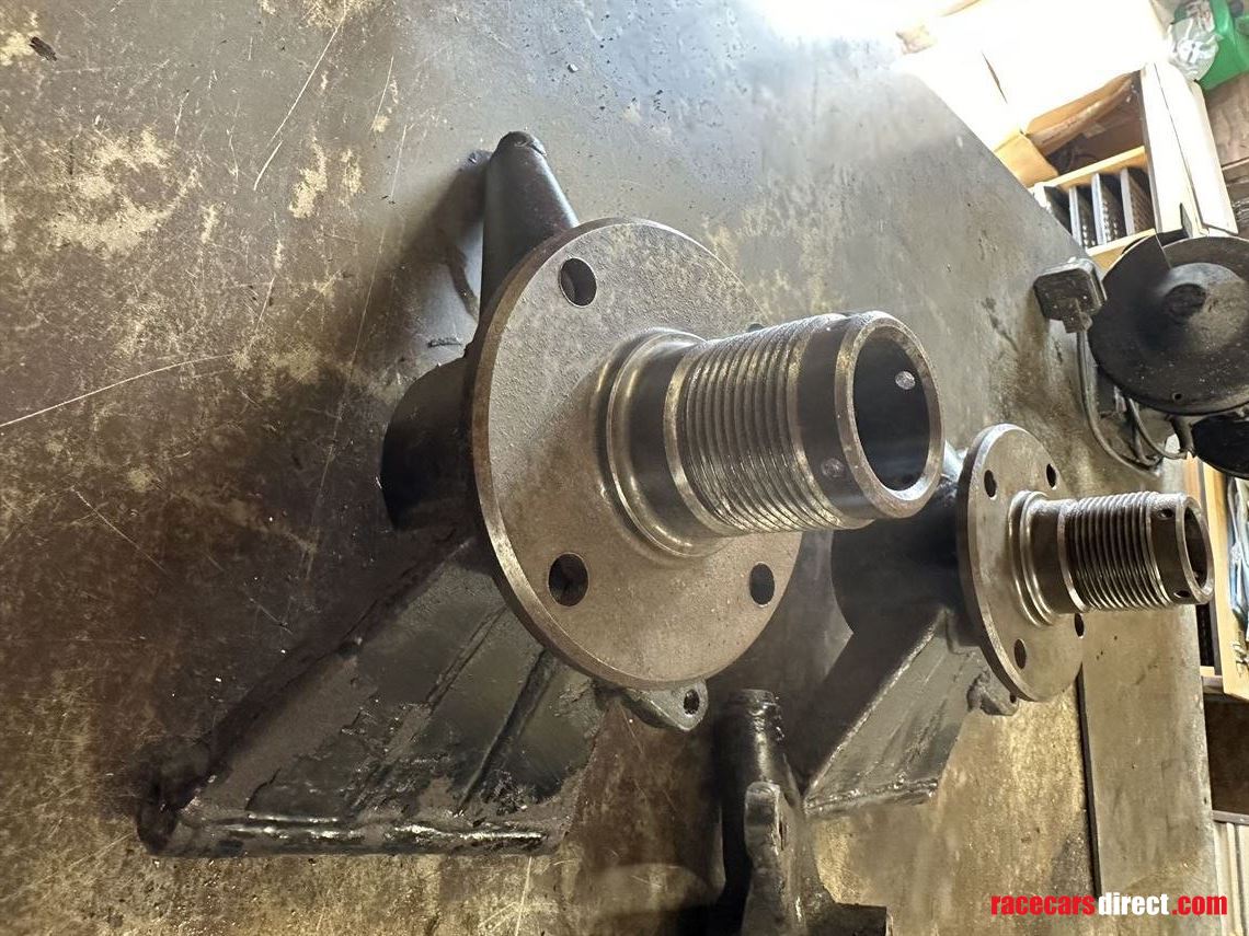 radical-prosport-centre-lock-uprights