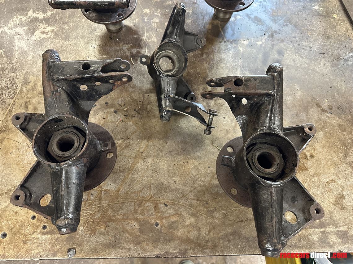 radical-prosport-centre-lock-uprights