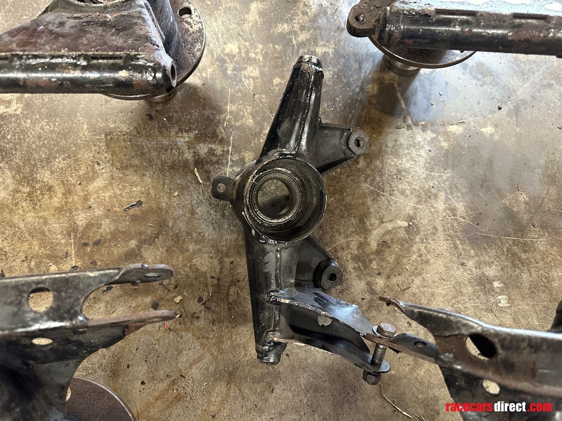 radical-prosport-centre-lock-uprights