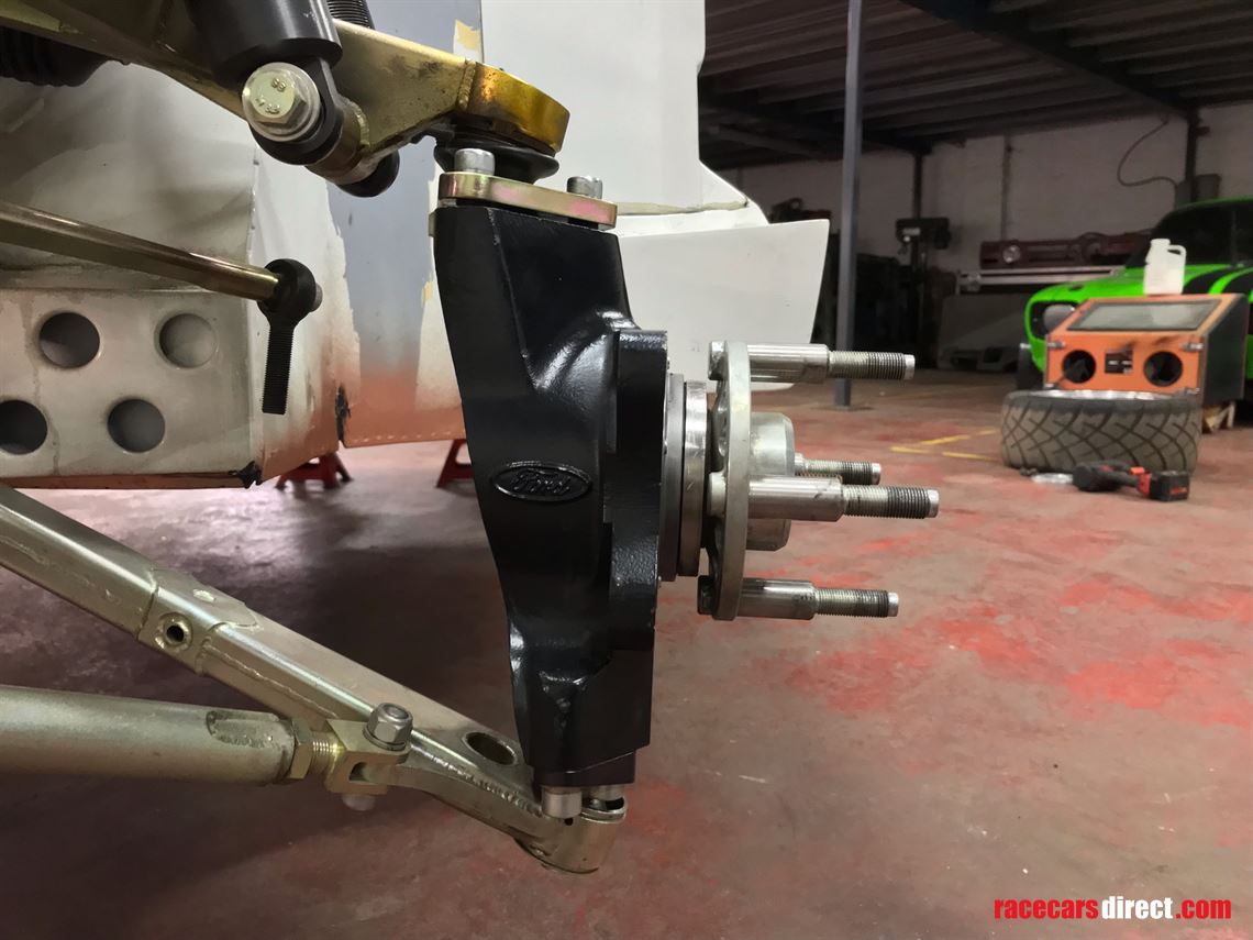 ford-rs200-and-huge-spares-package