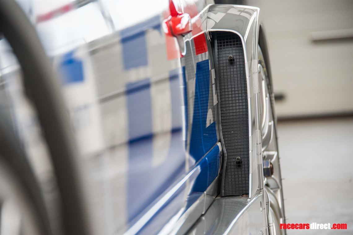 sold-dtm-amg-mercedes-hwa-official-show-car