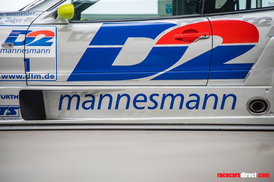 sold-dtm-amg-mercedes-hwa-official-show-car