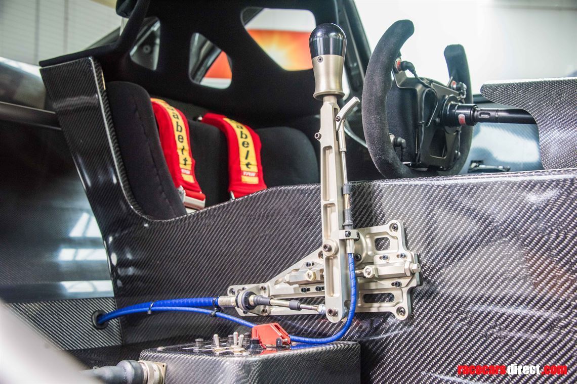 sold-dtm-amg-mercedes-hwa-official-show-car