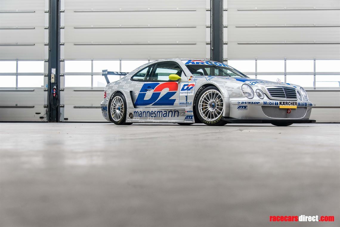 sold-dtm-amg-mercedes-hwa-official-show-car