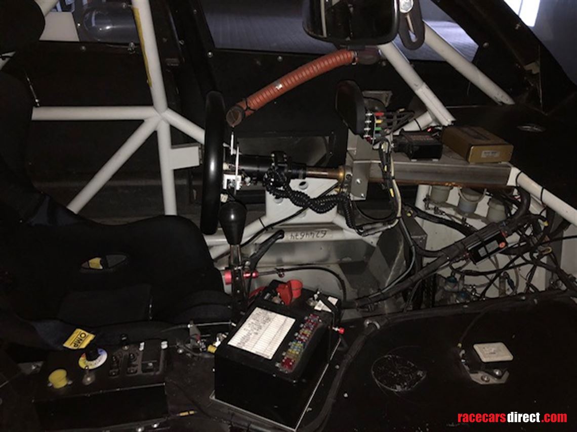 v8-star-silhoutte-touring-auomobil-racing