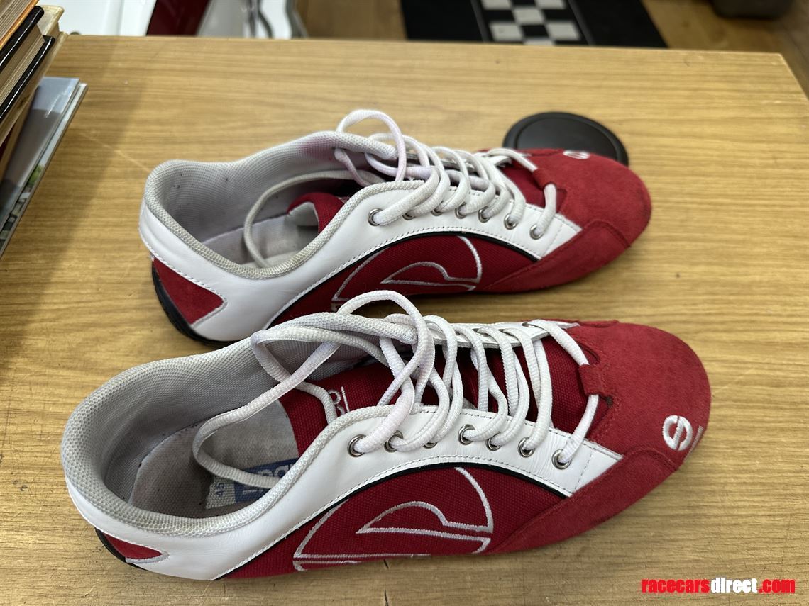 sparco-red-pit-shoes-socks