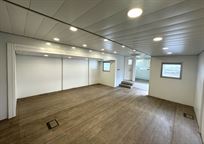 136m-double-podded-medical-exhibition-trailer