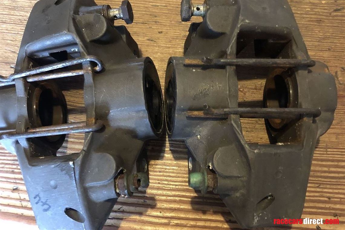 pair-ap-racing-2-pot-alloy-calipers-cp2577