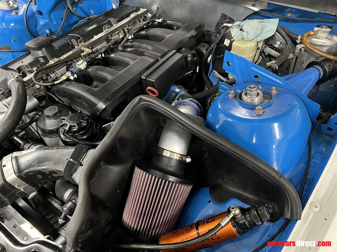 2004-bmw-e46-sedan-30l