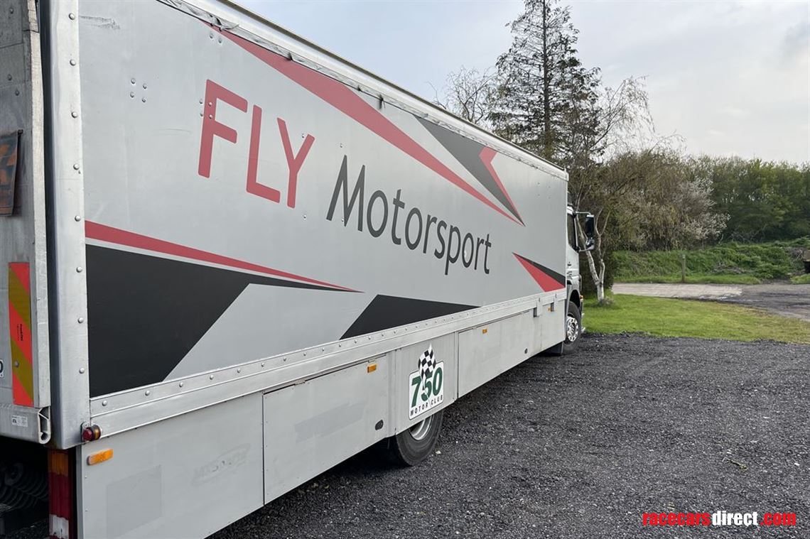 mercedes-18t-truck-and-awning