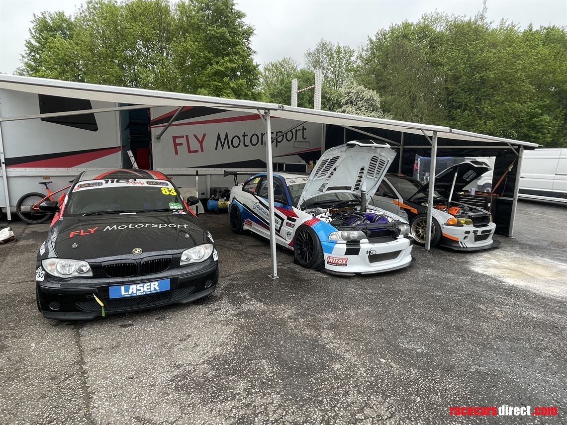 mercedes-18t-truck-and-awning