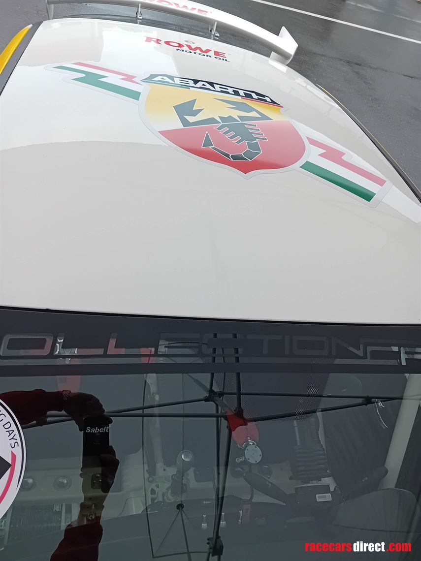 abarth-assetto-corse-rowe-livery