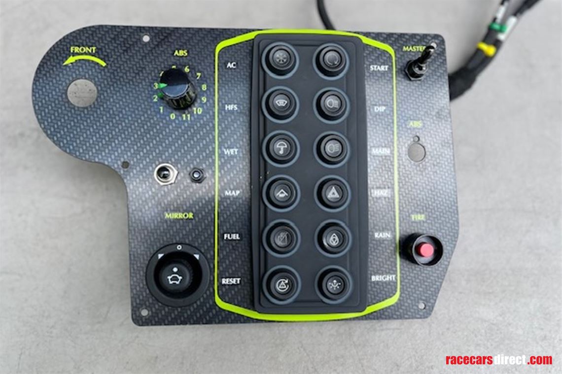 aston-martin-gt4-dash-panel