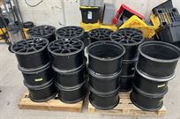 aston-martin-gt4-wheels