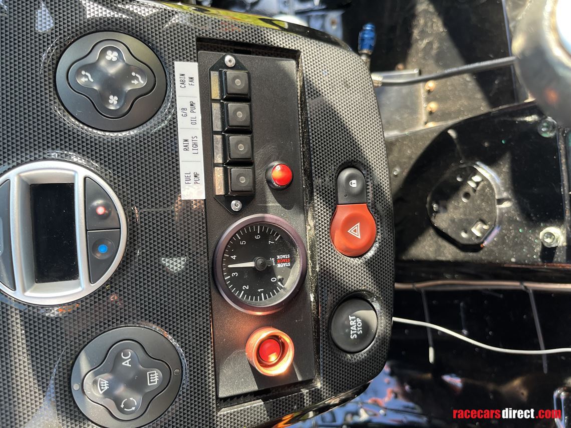 renault-clio-cup-200-racetrack-car-price-drop