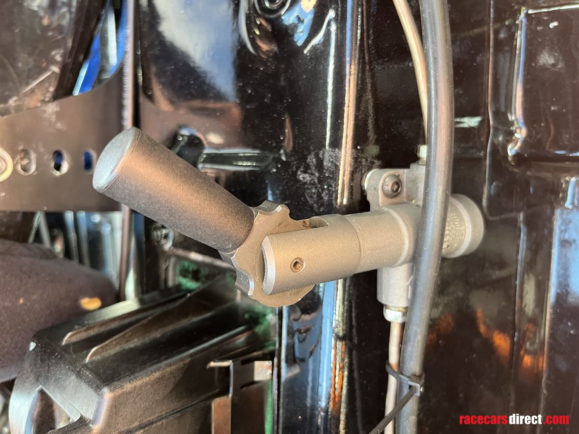 renault-clio-cup-200-racetrack-car-price-drop