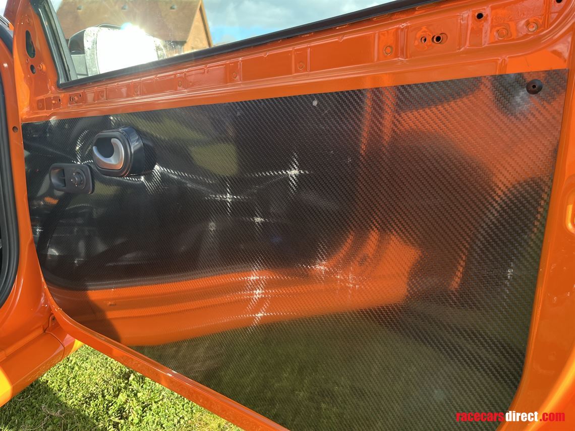 renault-clio-cup-200-racetrack-car-price-drop