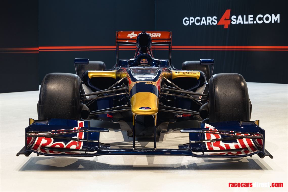 f1-scuderia-toro-rosso-str4-original-2009