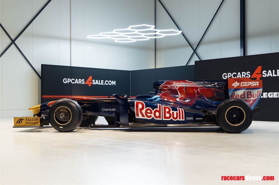 f1-scuderia-toro-rosso-str4-original-2009