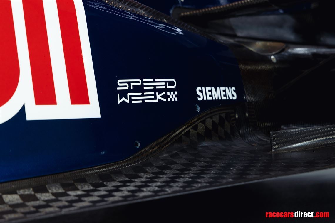 f1-scuderia-toro-rosso-str4-original-2009